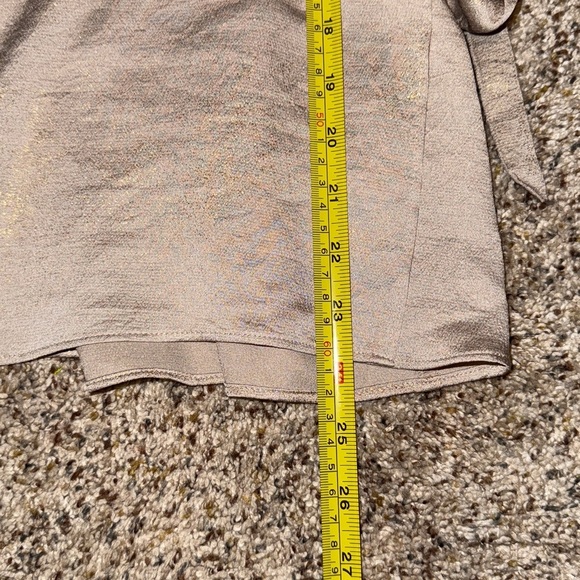 Express Elegant Sparkly Taupe Wrap Cross Camisole Gold Tie Front Blouse Size L/G - Picture 9 of 9